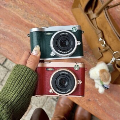 [預訂商品] 星巴克 2025復古CCD相機 星巴克復古數碼相機 Starbucks 小巧便攜 聖誕禮物 預訂 Starbucks 限量版相機 星巴克聖誕限定復古 CCD相機 星巴克相機