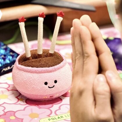 [預訂產品] 可愛香爐公仔 可愛香爐造型毛絨玩具 搞笑香香爐