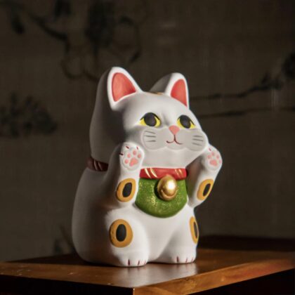 [預訂產品] 吸窗招財貓 龍虎堂 日本京都 賣萌 招財貓 桌面擺件 可愛貓咪造型 搞笑產品
